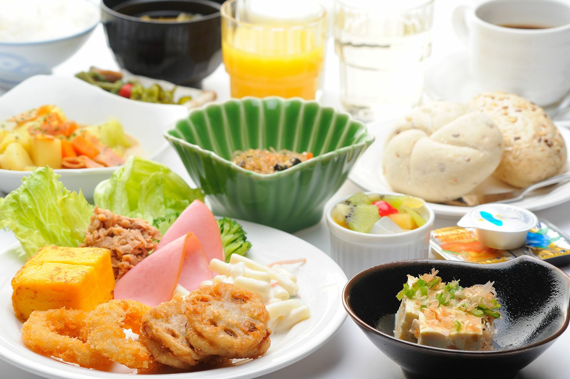 Hotel Route-Inn Gifuhashima Ekimae Экстерьер фото